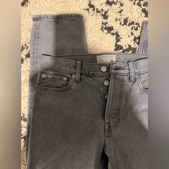 Everlane Women's Organic Cotton Straight Leg Jeans - Charcoal - Picture 2 of 5